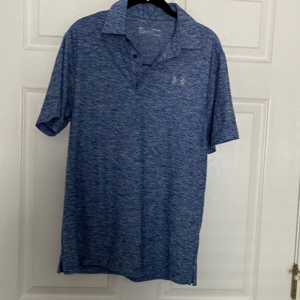 UNDER ARMOUR LOOSE HEATGEAR SIZE SM BLUE SHIRT NEW WITHOUT TAGS VERY PRETTY